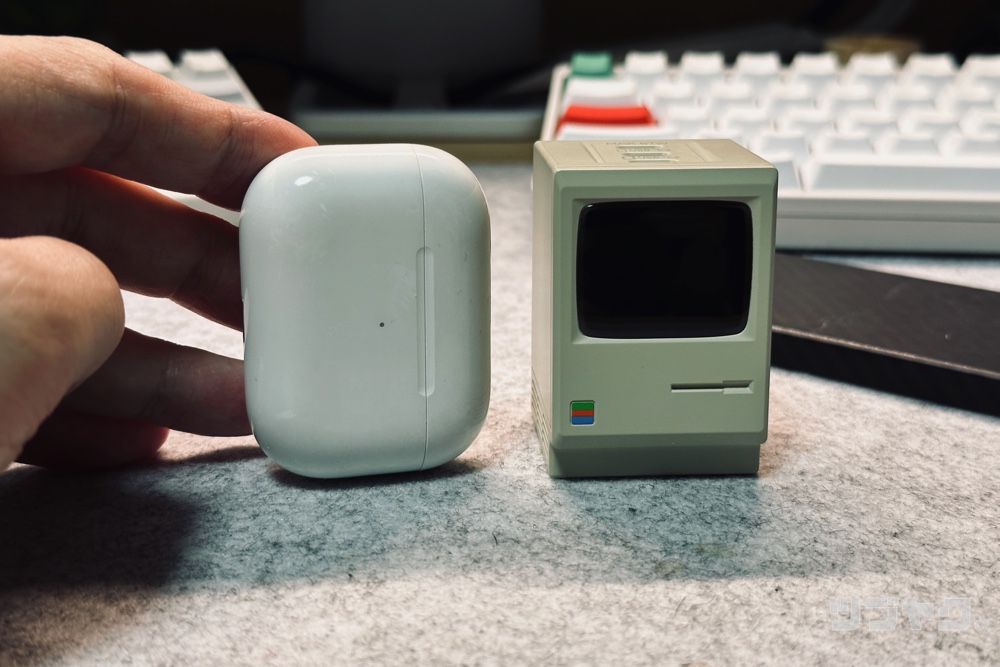 AirPods Proｍのケースと比較