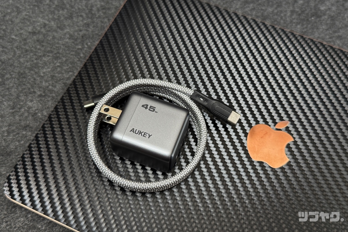 ノートパソコンの充電も