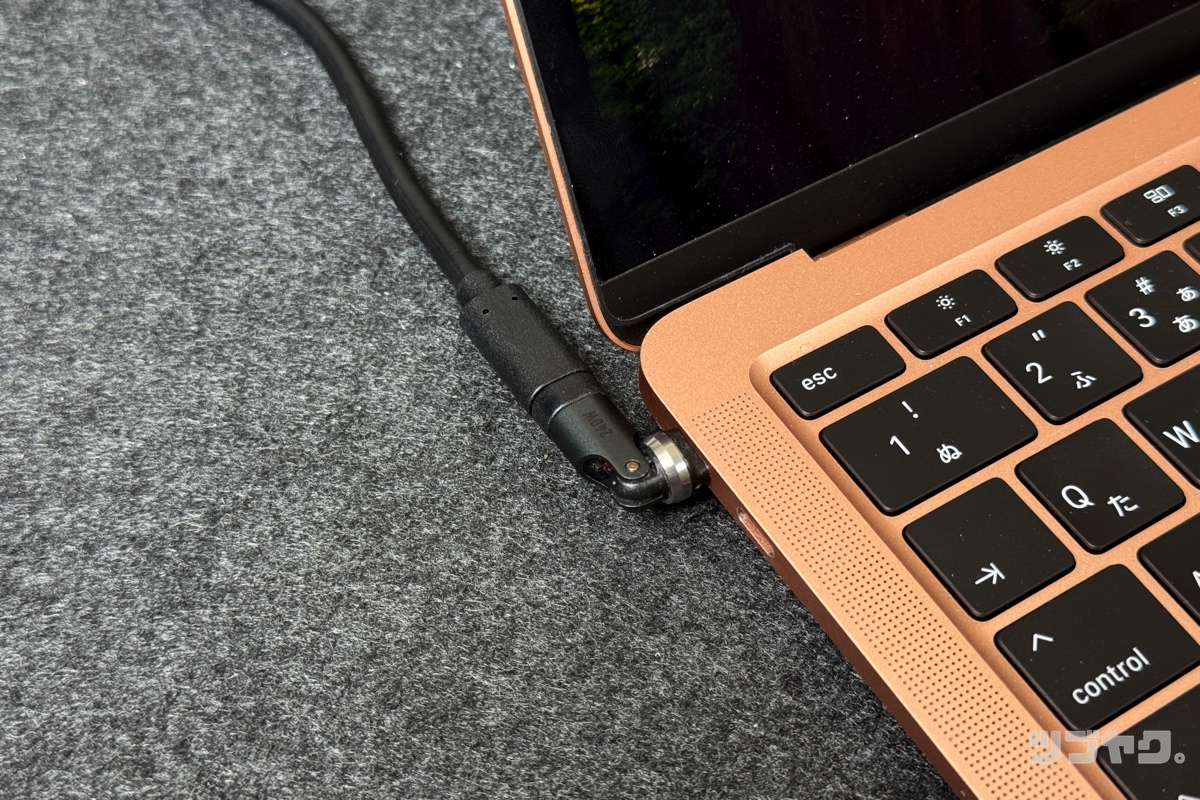 ケーブルがスッキリと